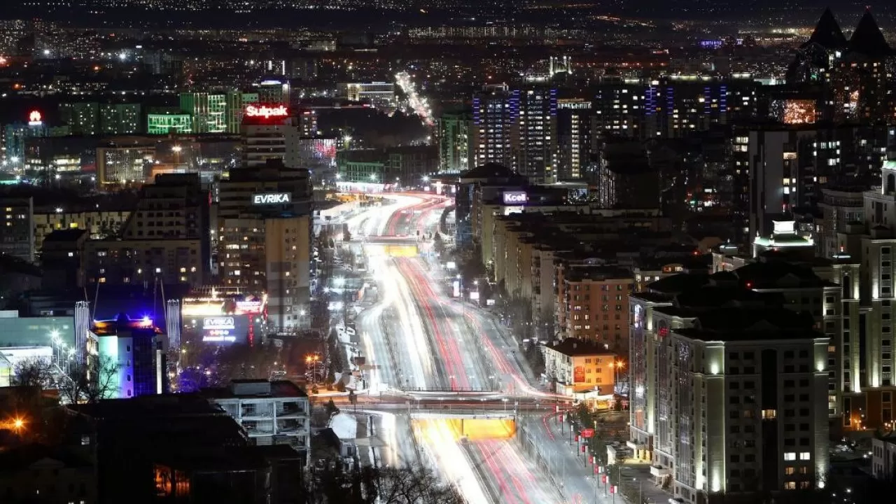 Алматы выходит из тени: как 10 тысяч новых светильников изменят город 