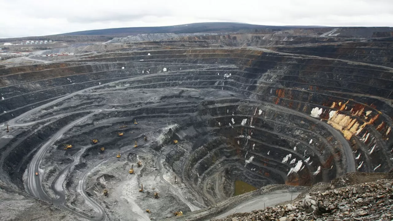 ШҚО-да геологиялық барлаумен заңсыз айналысқан 24 компанияға айыппұл салынды