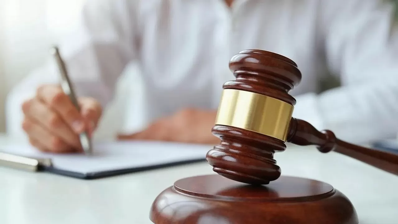 Потерявшая сына казахстанка выиграла суд у трех медучреждений  