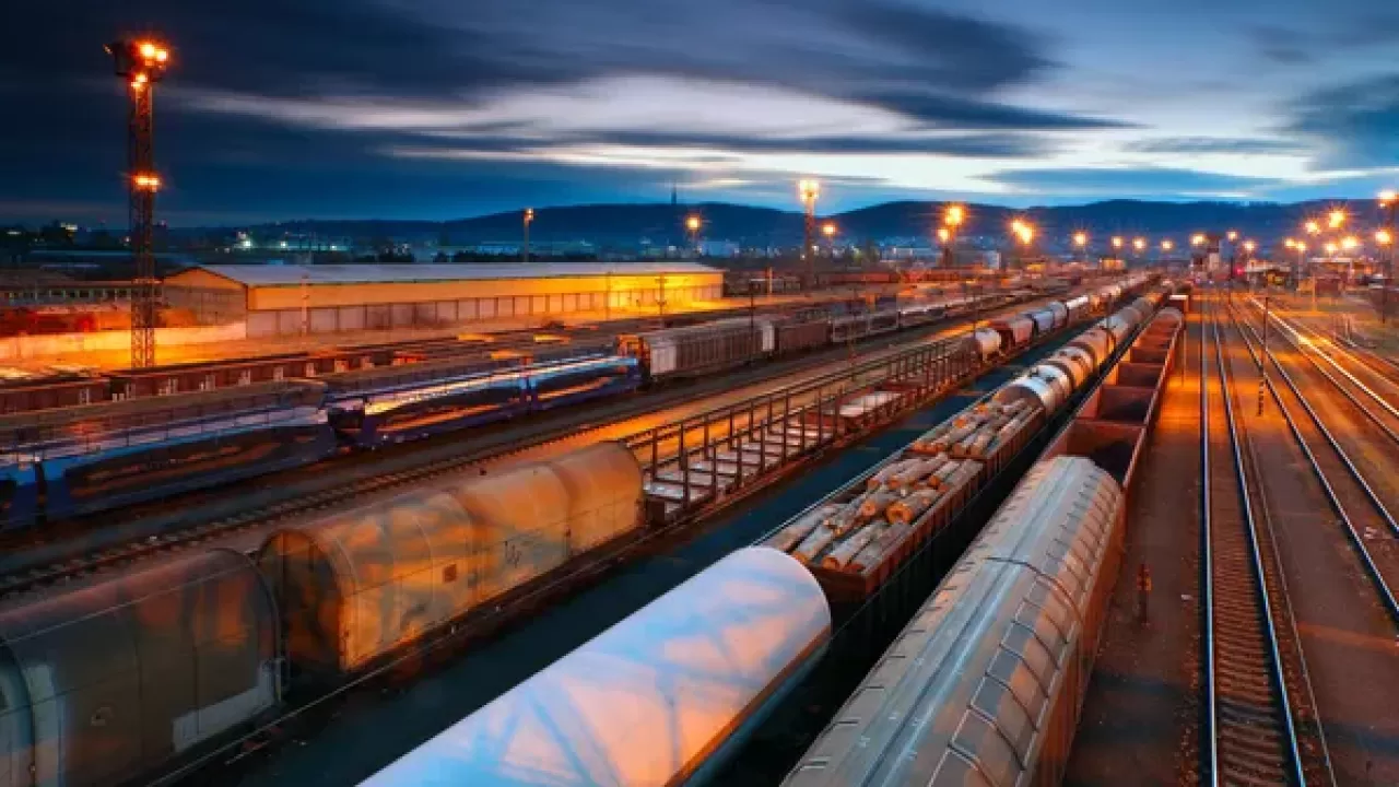 Как Казахстан ускоряет железнодорожный транзит из КНР в Европу