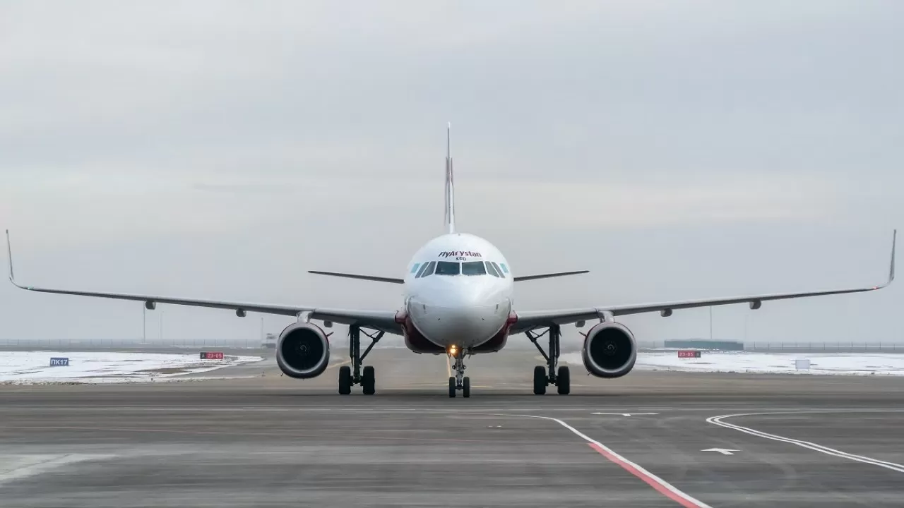 Шатдаун в США обрушил авиасообщение: более 1,1 тысячи рейсов отменены 