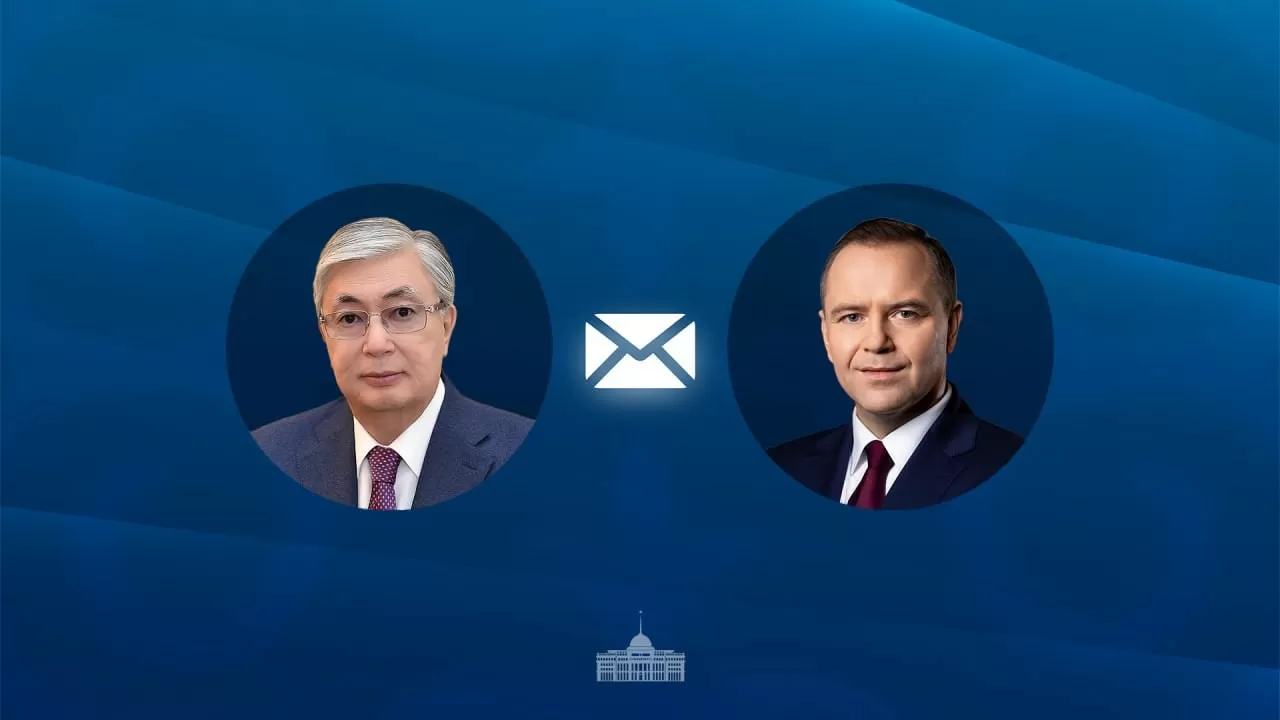 Токаев поздравил Кароля Навроцкого 