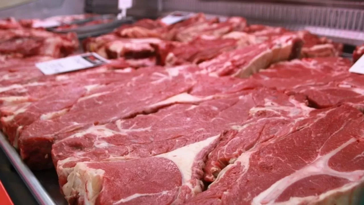 Где алматинцы могут купить свежее мясо и мед от фермеров из ВКО