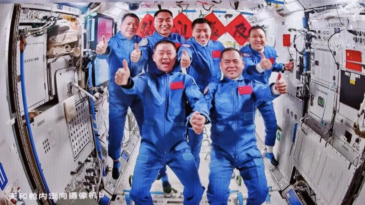 Ғарышта тамақты түтінсіз пісіру технологиясы сынақтан өтті  