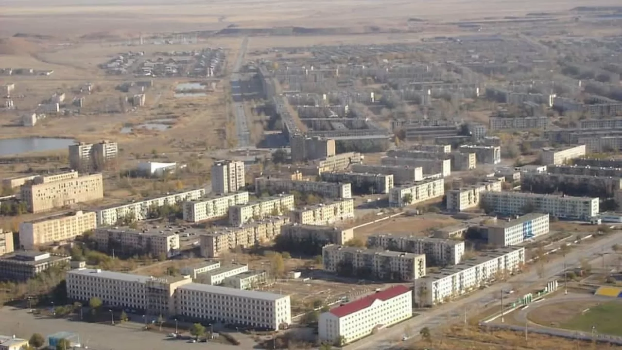 40 лет без перемен: как живет потерявший треть жителей казахстанский город-призрак 