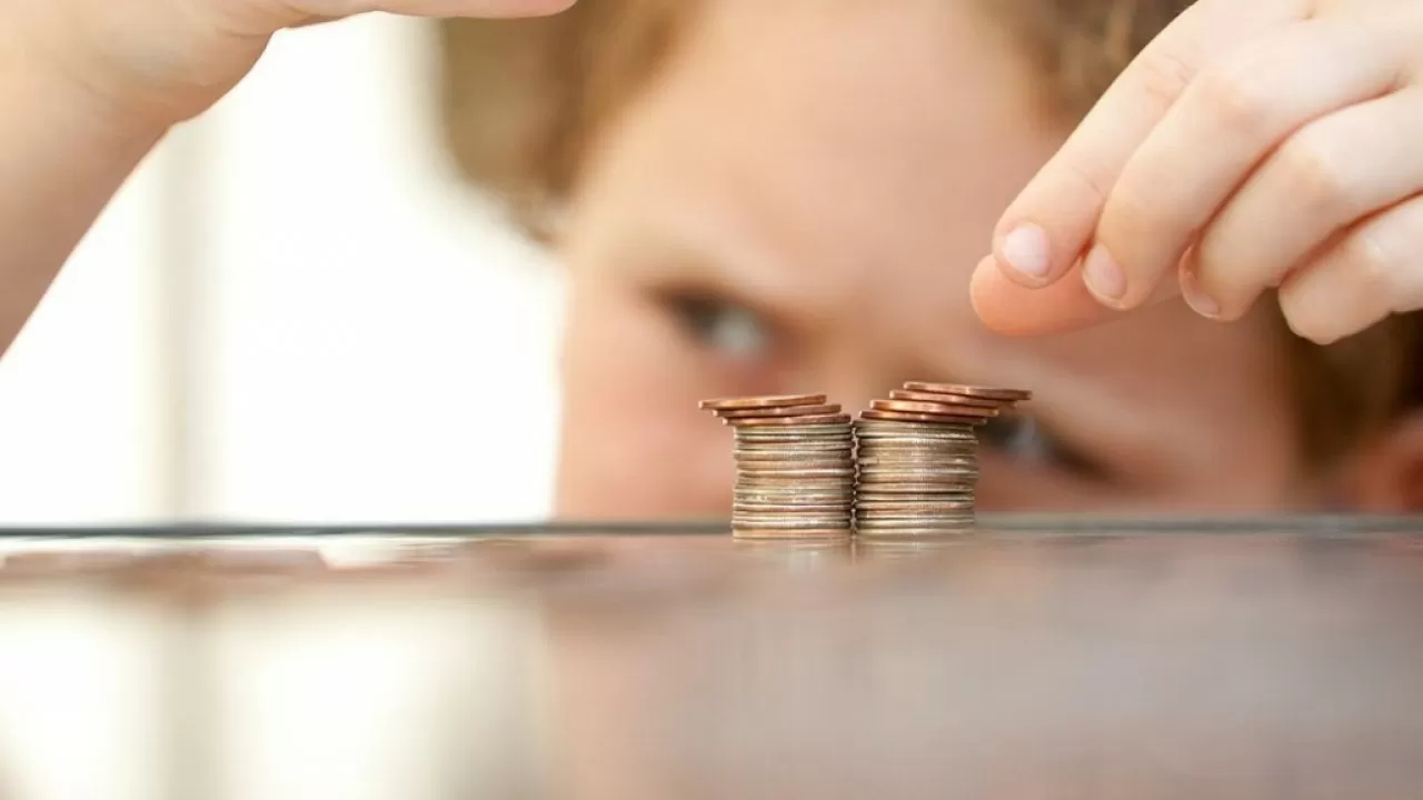 Многомиллионные долги по алиментам обернулись ограничением свободы для казахстанца 