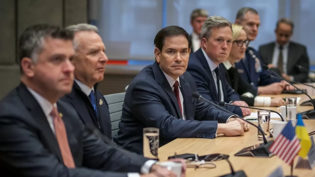 ЕС встревожен изменением позиции США по Украине 