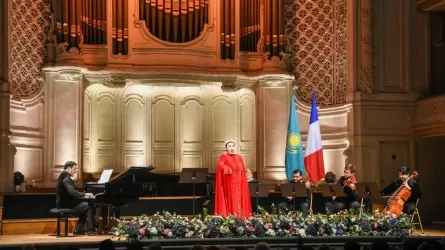 Халық әртісі Майра Мұхамедқызы Парижде жеке концерт берді