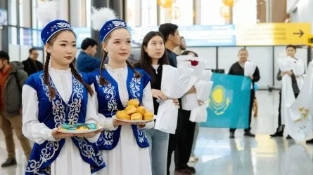 Казахстанские врачи вернулись из гуманитарной миссии в Афганистане 