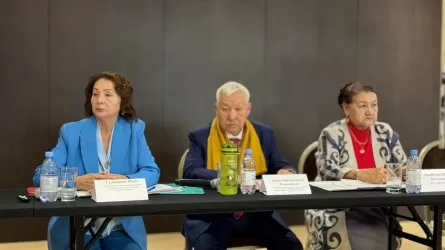 "Ради будущего наших детей": активисты провели встречу против пропаганды ЛГБТ-организаций