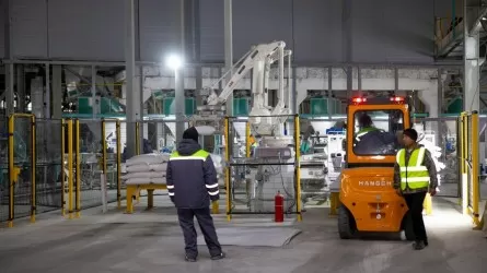 Конаев запустил комплекс, который будет выпускать миллион тонн продукции