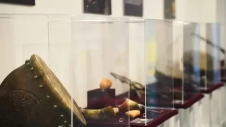 Амстердамда Алматы музейінің «Дәстүр сабақтастығы: ата-баба мұрасы» көрмесі ашылды