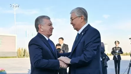 Токаев прибыл с государственным визитом в Ташкент 