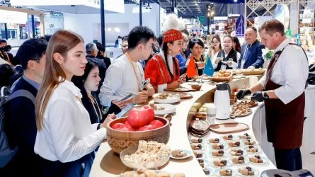 Кумыс, шубат и другие казахстанские продукты появятся на полках супермаркетов Китая 