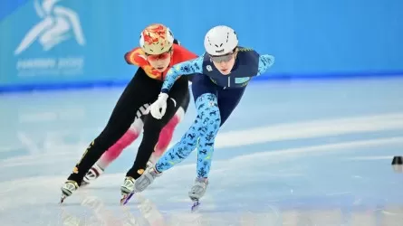 Казахстанки пробились в финал В на этапе мирового тура по шорт-треку