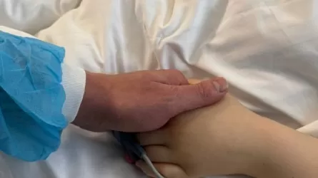 «Үш емханадан 5 млн теңге»: Ұлынан айырылған қарағандылық тұрғынға өтемақы төленді