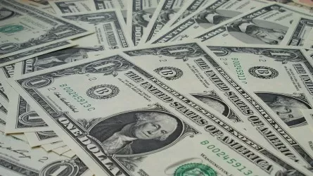 Россия и Китай на 95% отказались от доллара  