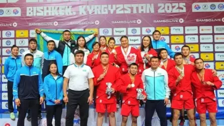 Казахстан завоевал серебро чемпионата мира по самбо 