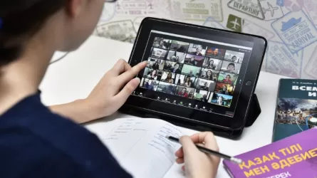 Абай облысында 10 мыңнан астам оқушы қашықтан оқуға көшірілді