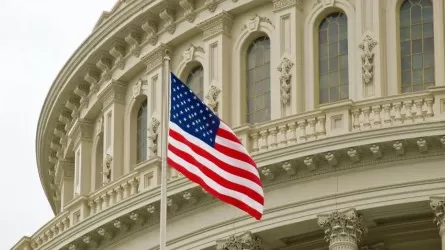 АҚШ тарихындағы ең ұзақ шатдаунды аяқтайтын келісім қабылданды