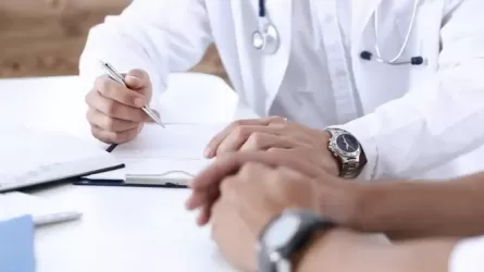 Медицина қызметкерлеріне шабуыл жасағандарға жаза күшейеді