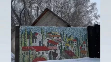 Аким Павлодара увлекся мозаикой