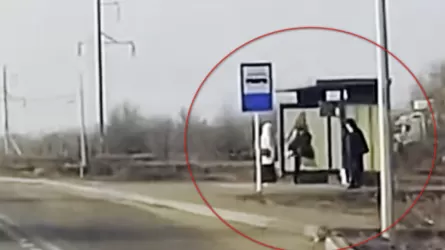 Келіншегімен сөзге келіп қалған ақтөбелік аялдаманы аяусыз тепкіледі