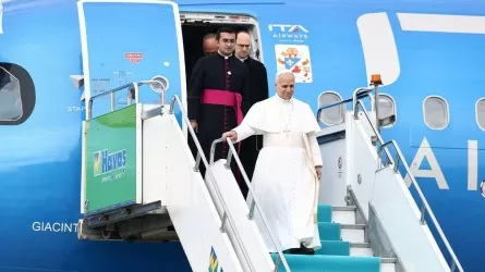 Лев XIV начал первый зарубежный визит с Турции 