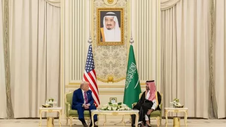 Сауд Арабиясы АҚШ-қа «сан жетпес» көлемдегі инвестиция құюға уәде берді 