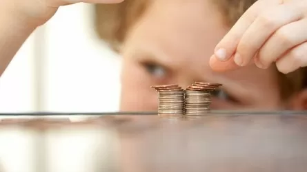 Многомиллионные долги по алиментам обернулись ограничением свободы для казахстанца 