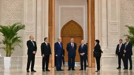 Главы государств Центральной Азии и Азербайджана посетили Центр исламской цивилизации