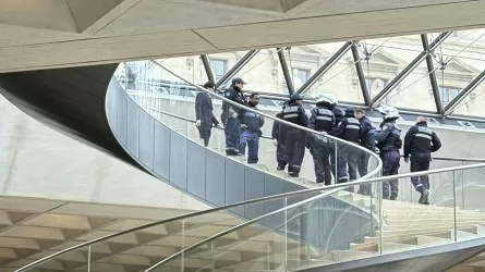  Задержали четвертого подозреваемого в ограблении Лувра