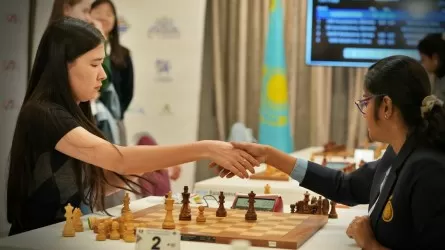 Шахматтан Қазақстан құрамасы әлем чемпионатының жартылай финалына шықты 