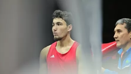 Казахстанец завоевал "бронзу" этапа Кубка мира по боксу