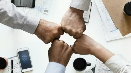 В каких отраслях деловая активность сохраняет уверенный рост в Казахстане 