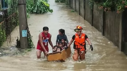 Филиппинде «Калмаеги» тайфунынан 140 адам қаза тауып, 127 адам жоғалып кетті