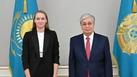 Президент Елена Рыбакинаны тарихи жеңісімен құттықтап, «Барыс» орденімен марапаттады