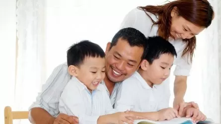 Еліміз ұрпақ тәрбиесіне алаңдайтын болса, жұмыс уақытын 7 сағат етуі керек