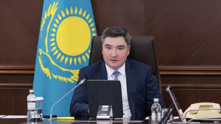 Олжас Бектенов дәрі-дәрмек бағасының негізсіз өсуіне тосқауыл қоюды тапсырды