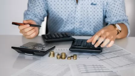 Инфляция в Казахстане начала замедляться, но не сильно 