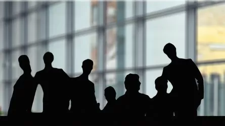 Казахстан готовит правила использования ИИ для финансового сектора 