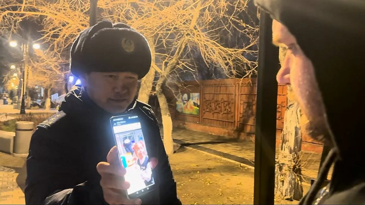 Более 200 полицейских и волонтеров искали девочку в Семее 