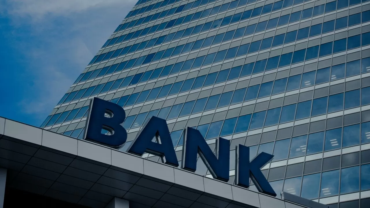 18 банков наказали за нарушение закона о госязыке 