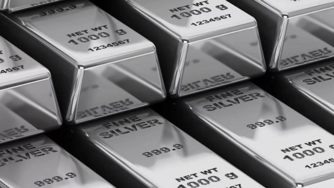 Цена серебра обновила исторический максимум, а золото подешевело 