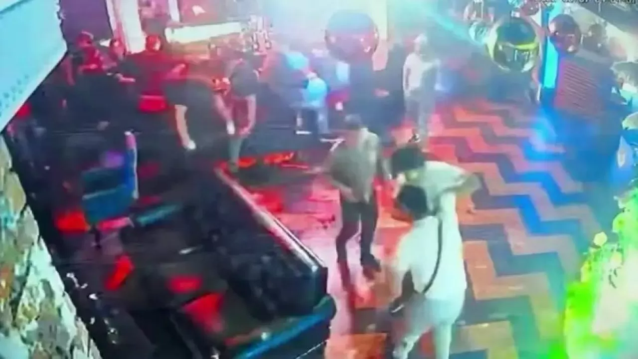 Астанада түнгі клуб маңында 18 жастағы жігіт қаза тапты