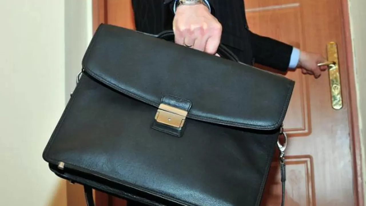 Чиновника, ответственного за пассажирские перевозки, осудили в СКО 