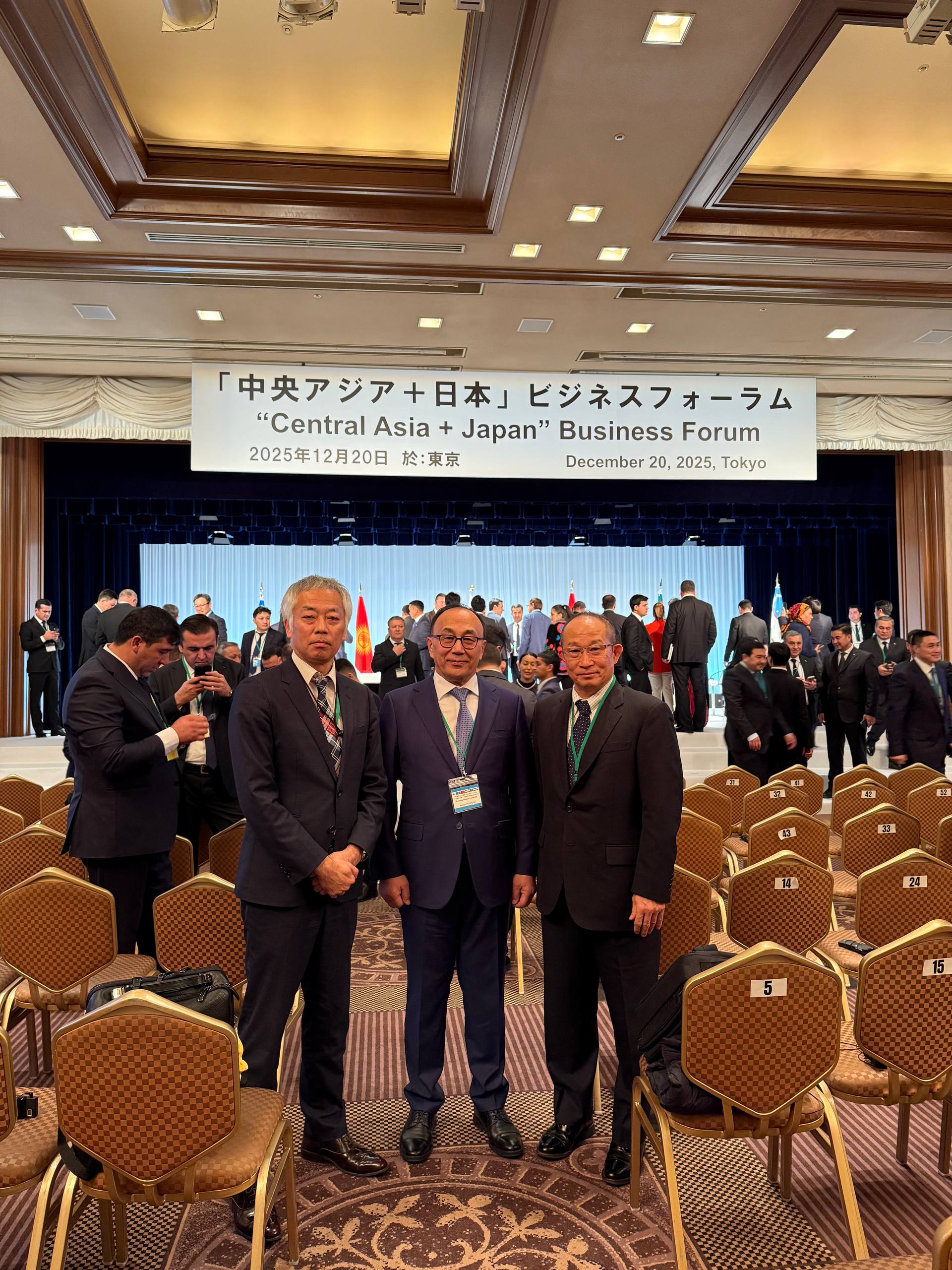 ЕҰУ мен Hitachi High-Tech Europe GmbH бірлескен ғылыми зерттеулер жүргізеді