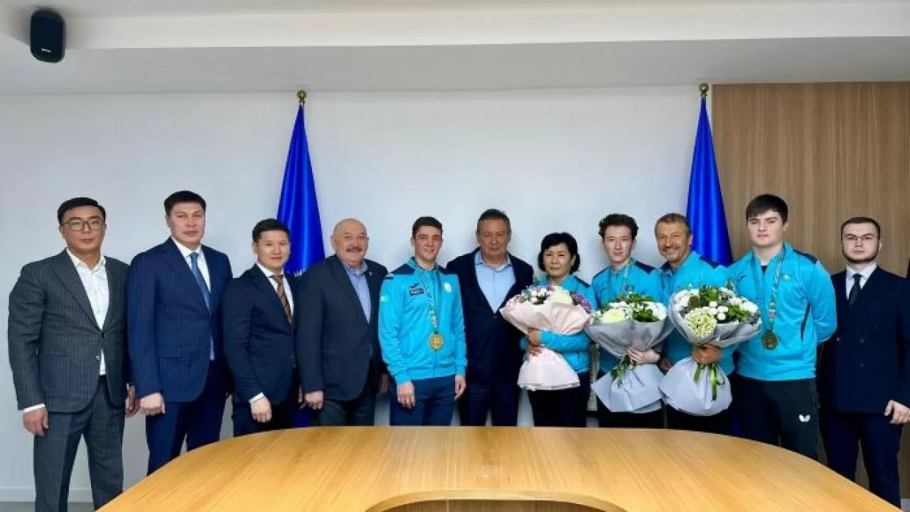 Астанада үстел теннисінің шеберлері марапатқа ие болды