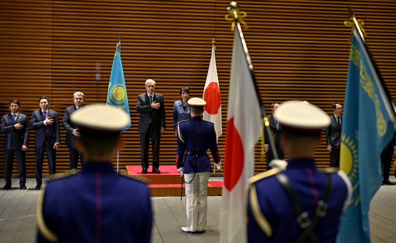 Қасым-Жомарт Тоқаев Жапония Премьер-министрі Санаэ Такаичимен кездесті