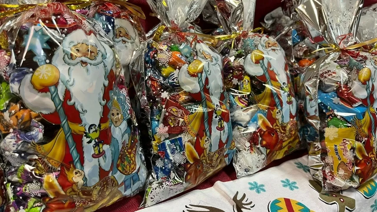 Как не отравить ребенка сладким подарком